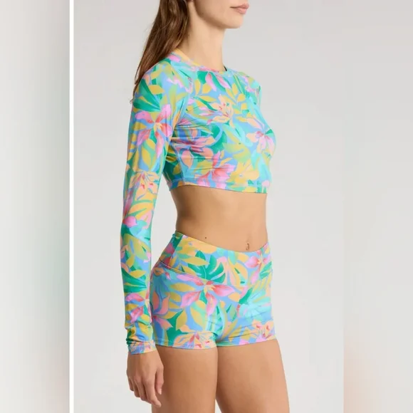 Billabong Tropic Daze Cropped Rashguard & Marina High Waist Surf Shorts Set - Picture 4 of 15